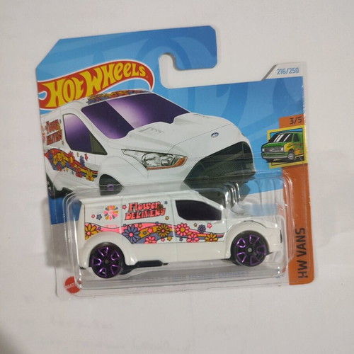Hot Wheels Treasure Hunt Ford Transit Connect like new