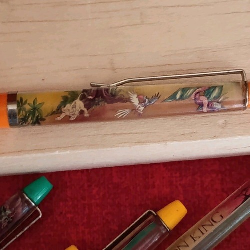 Lion King pens new, pack of 8 collectible