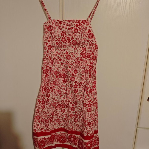 Dress with straps red and white used, size S