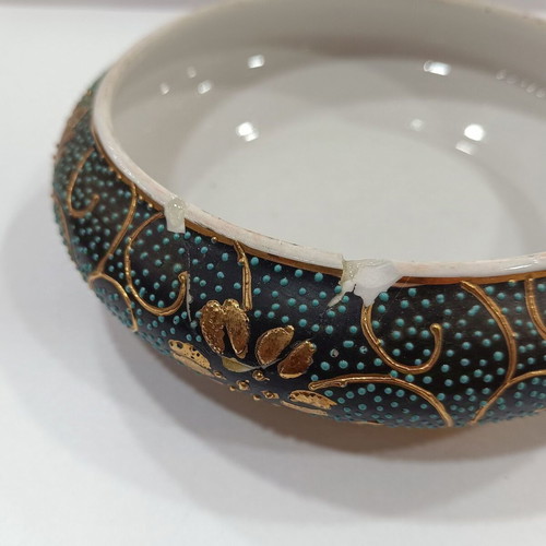 Sevres set of 2 hand-painted bowls used