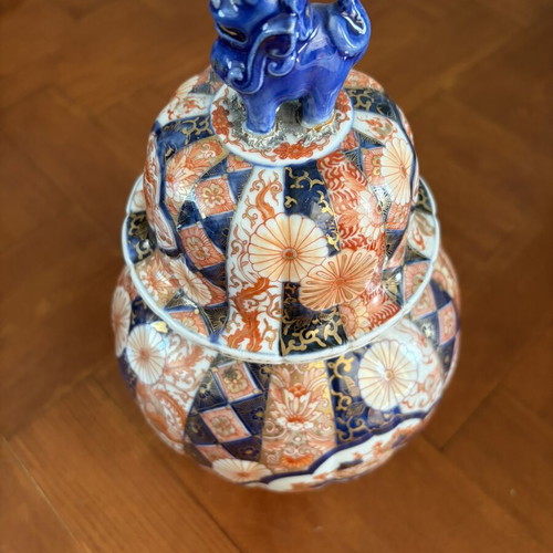 Imari jar 33cm used, Meiji period 1868-1912