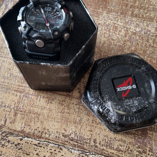 Casio G-Shock GG-B100 watch like new, black