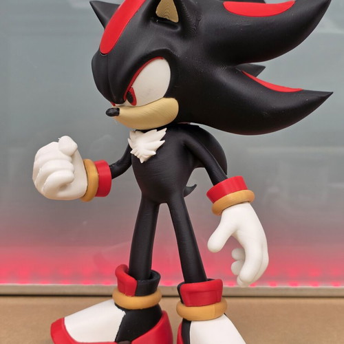 Shadow the Hedgehog figure like new, 23 cm