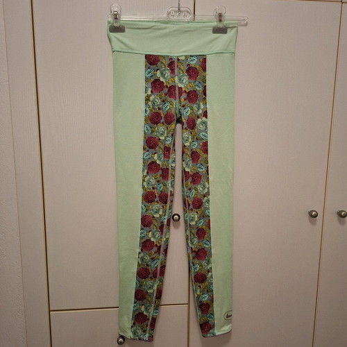 Nike Kids Floral Leggings L new multicolor