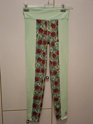 Nike Kids Floral Leggings L new multicolor