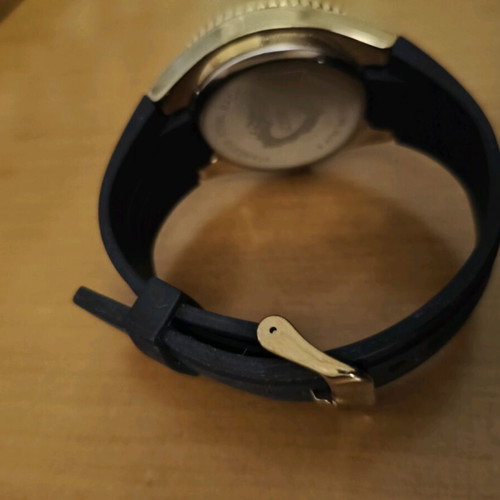 Loisir women's wristwatch gold with crystal 41 mm like new