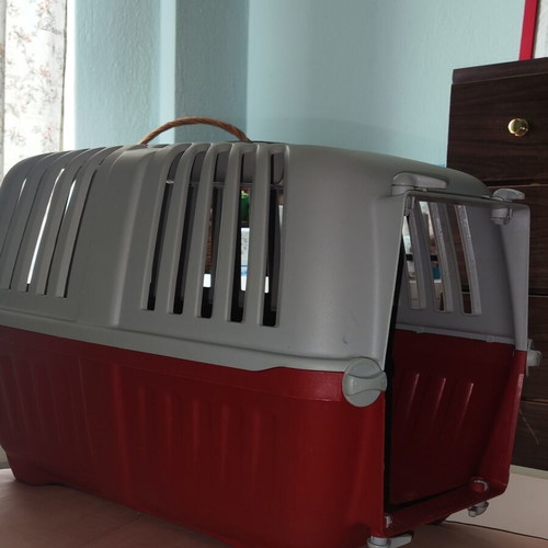 Pet carrier used, for small pets, 44x31 cm