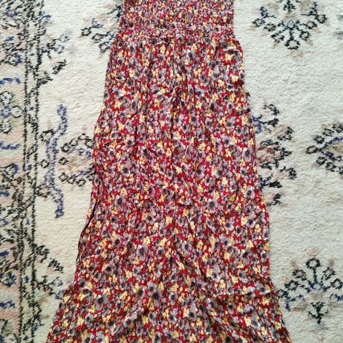 Floral maxi dress like new, one size, red and yellow