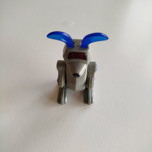 Robo Chi Pet collectible figure used from MacDonald's 2001