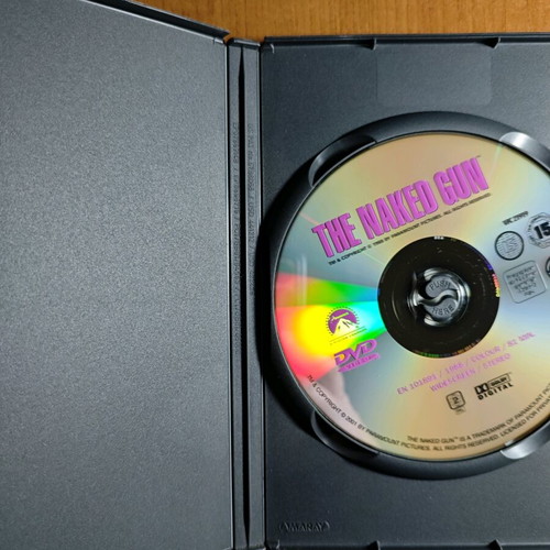 The Naked Gun DVD like new, comedy with Leslie Nielsen