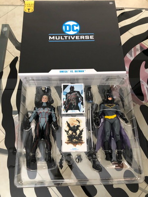 Batman Omega vs Batman Last Knight on Earth 2-pack φιγούρες McFarlane, σαν καινούργιο