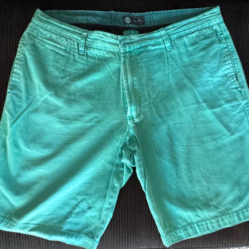 Element bermuda shorts size 36 (L-XL) like new