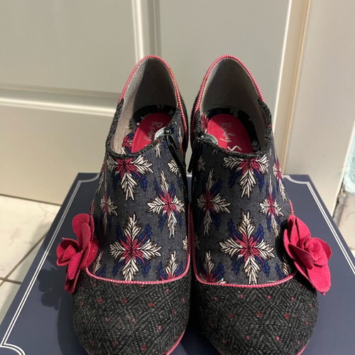 Ruby shoo shoes used, gray, size 37 with worn lining
