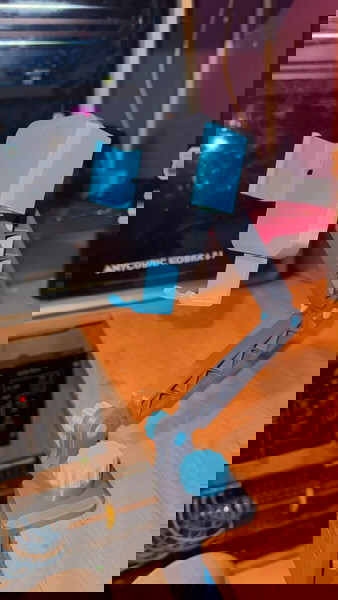 3D Printed Επιτραπέζια Βάση Κινητού με Ρυθμιζόμενη Προέκταση