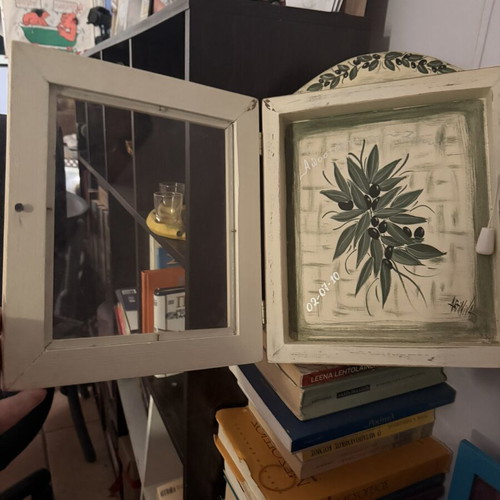 Handmade Case for Couple with Glass and Magnet Closure