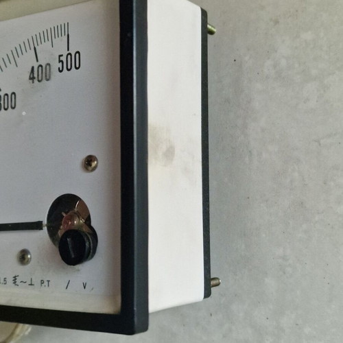 Analog voltmeter with LED flashlight gift, rechargeable batteries