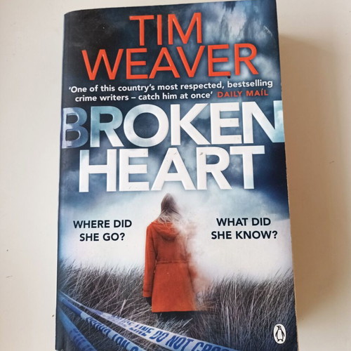 Broken Heart book by Tim Weaver, Penguin UK