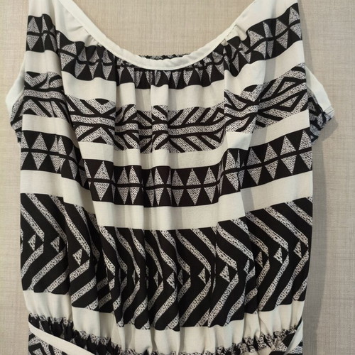 Maxi summer dress with ethnic geometric pattern one size like new