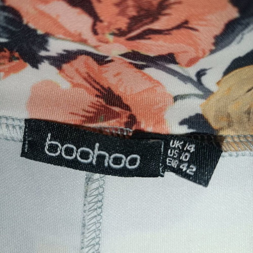 Off-shoulder midi floral dress Boohoo like new, multicolor, size XL