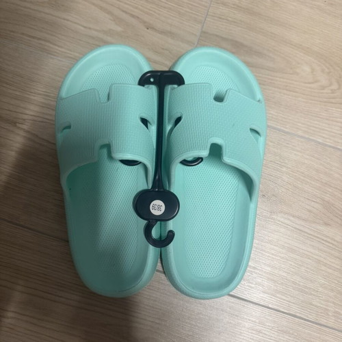 VG Styline slippers new, sizes 38-39, mint color