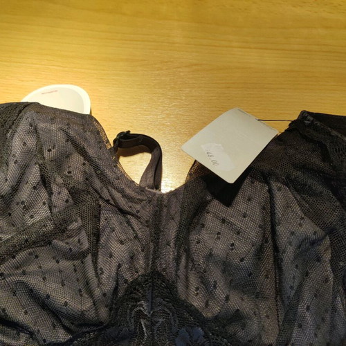 Triumph lingerie new, size 85F, black with purple details