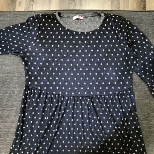 Maternity dress like new, size L, white and blue