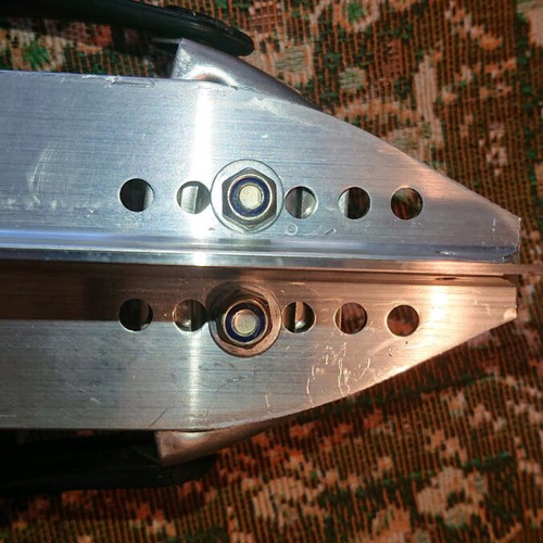 Lundhags ice skates like new, Swedish aluminum