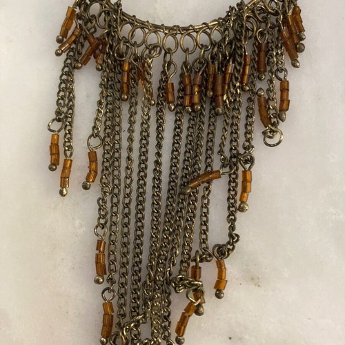 Dangling earrings like new with brown beads