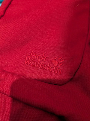 Jack Wolfskin crossbody bag used, red medium size
