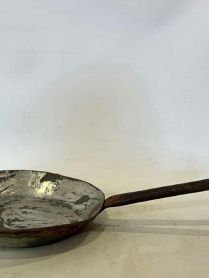 Vintage copper frying pan used, 1920s-1930s, 3x40