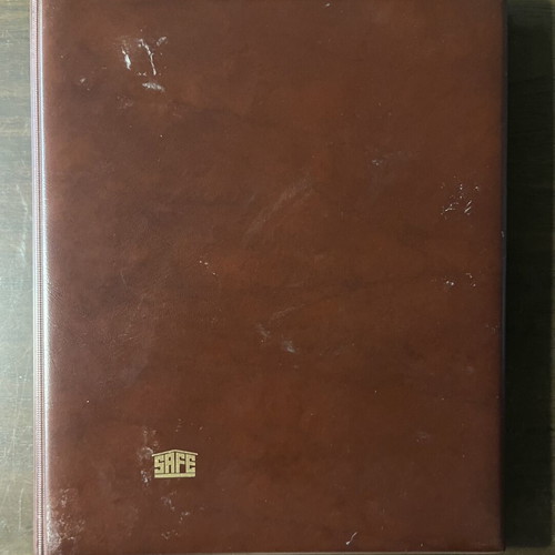 Safe album with 27 presentation sheets and slipcase like new