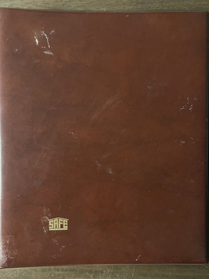 Safe album with 27 presentation sheets and slipcase like new