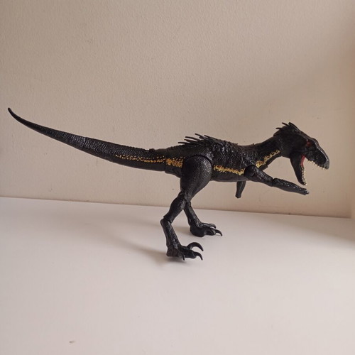 Jurassic World Attack Indoraptor action figure with sound and lights