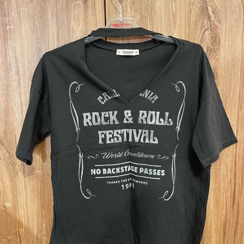 Pull & Bear short-sleeve t-shirt with V cut and integrated choker like new, black and gray