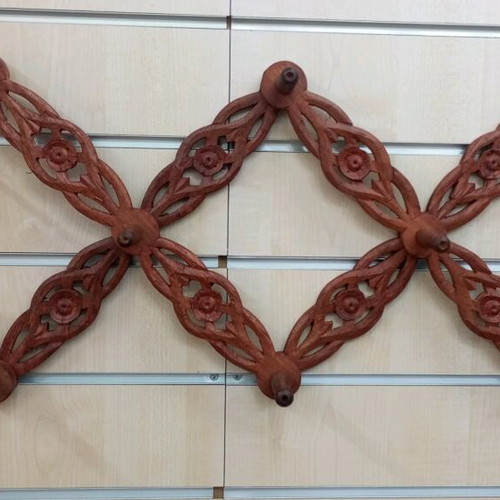 Vintage wooden expandable wall hanger made of sheesham wood like new, boho style