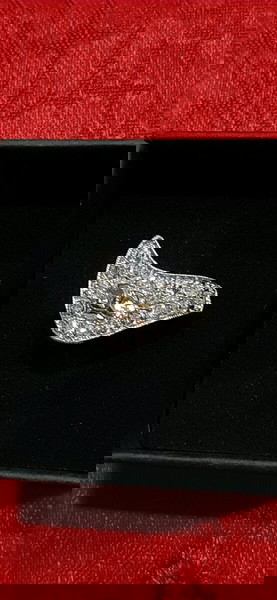 Ασημένιο Δαχτυλίδι με κρύσταλλα Swarovski!!