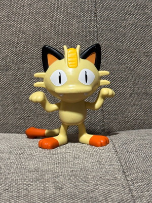Pokemon Meowth McDonalds 2016 used