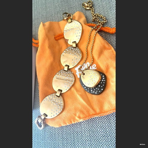 Folli Follie necklace and bracelet set pink gold with crystals like new