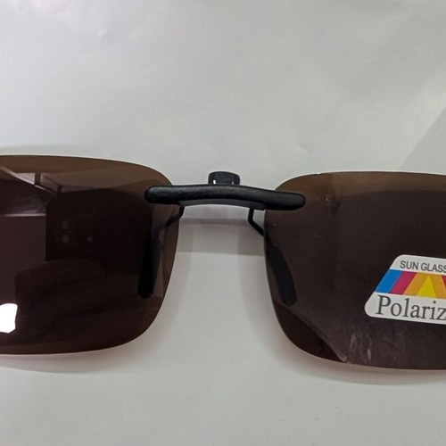 Polarized clip-on glasses lenses, brown