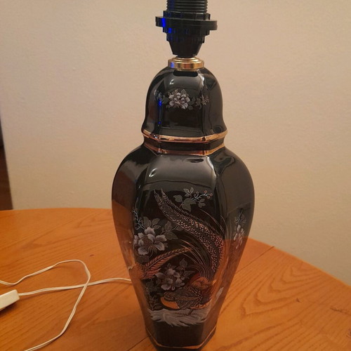 Table lamp base used, black with bird design, 35cm height