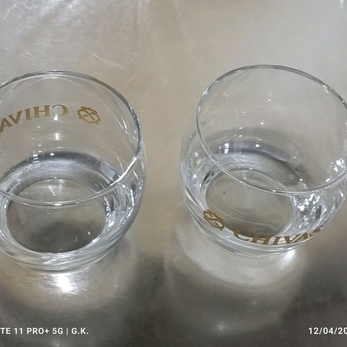 Chivas Regal set of 2 glasses like new with gold logo