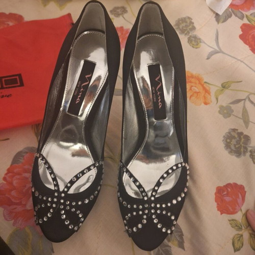 Nina Ricci platform sandals shoes new, size 37, black