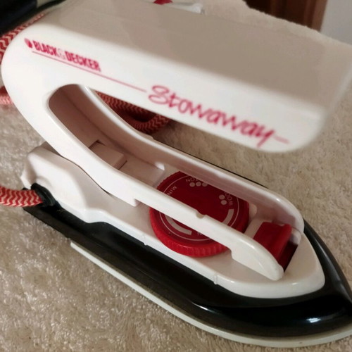 Black Decker travel iron used, model SW 100