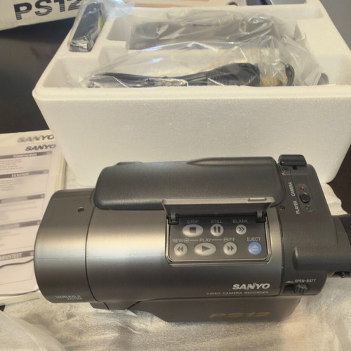 Sanyo PS12 video camera new in box