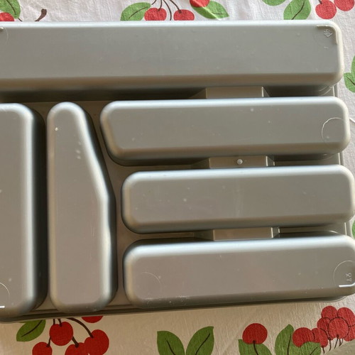 Cutlery tray 6 slots like new, gray