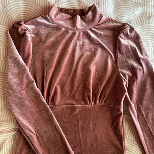 Velvet Shein top pink, like new, size M