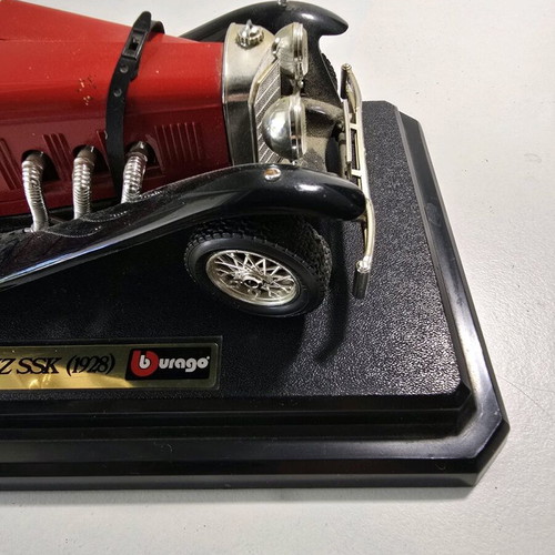 Mercedes Benz SSK 1928 Burago model car used, scale 1:24, red