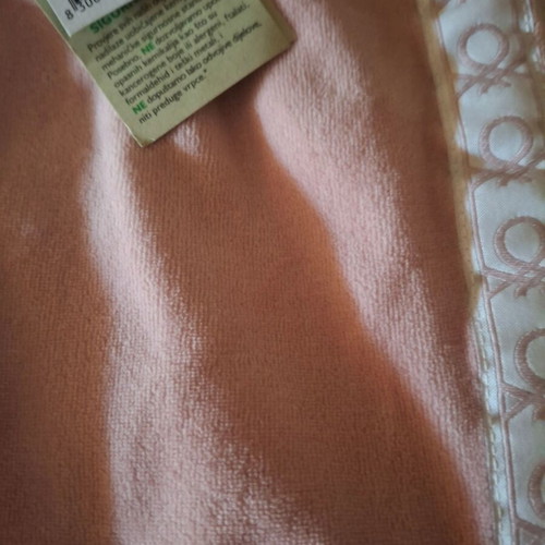 Benetton velour tracksuit for girls new with tags, pink, size S