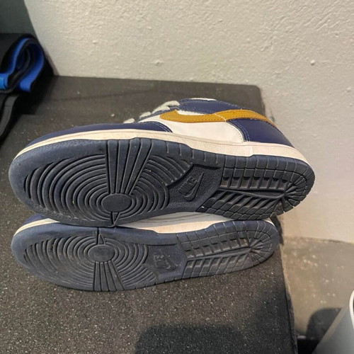 Nike Dunk Low sneakers used, size 33, blue