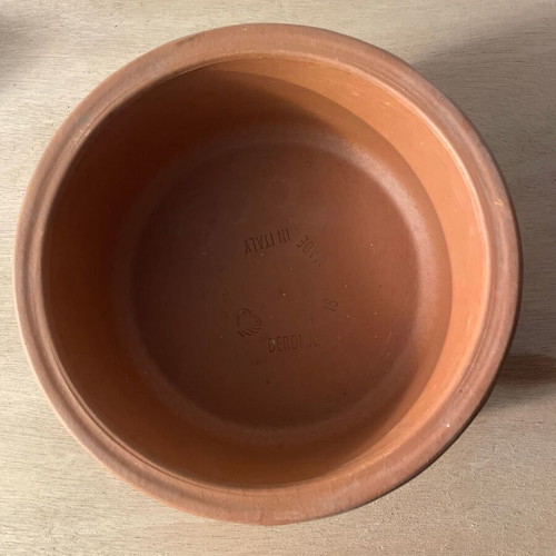 Deroma Italy terracotta pot without hole 19cm diameter x 8cm height No1 new